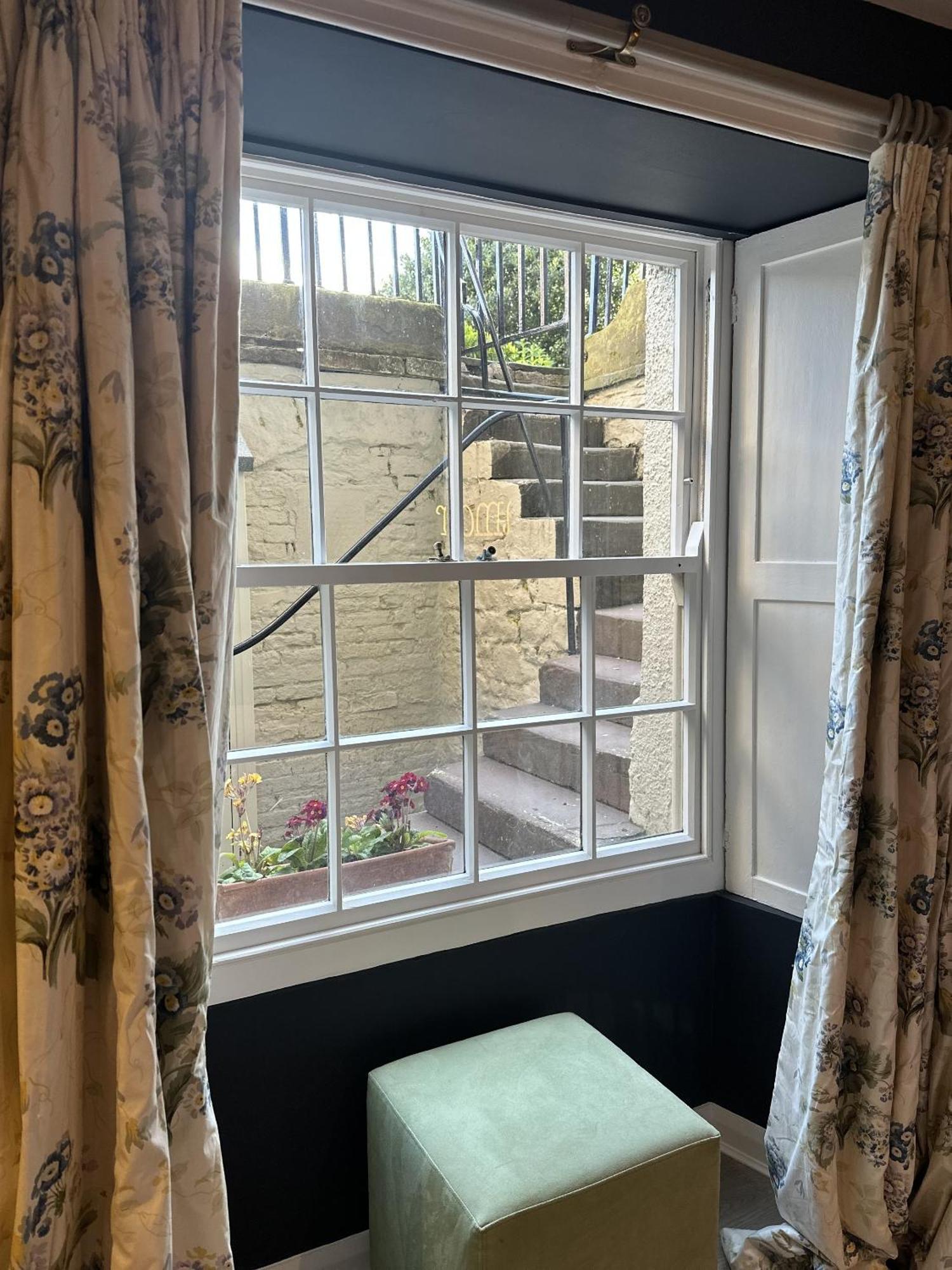 Unique Clifton Apartment On Historic Crescent Bristol Ngoại thất bức ảnh