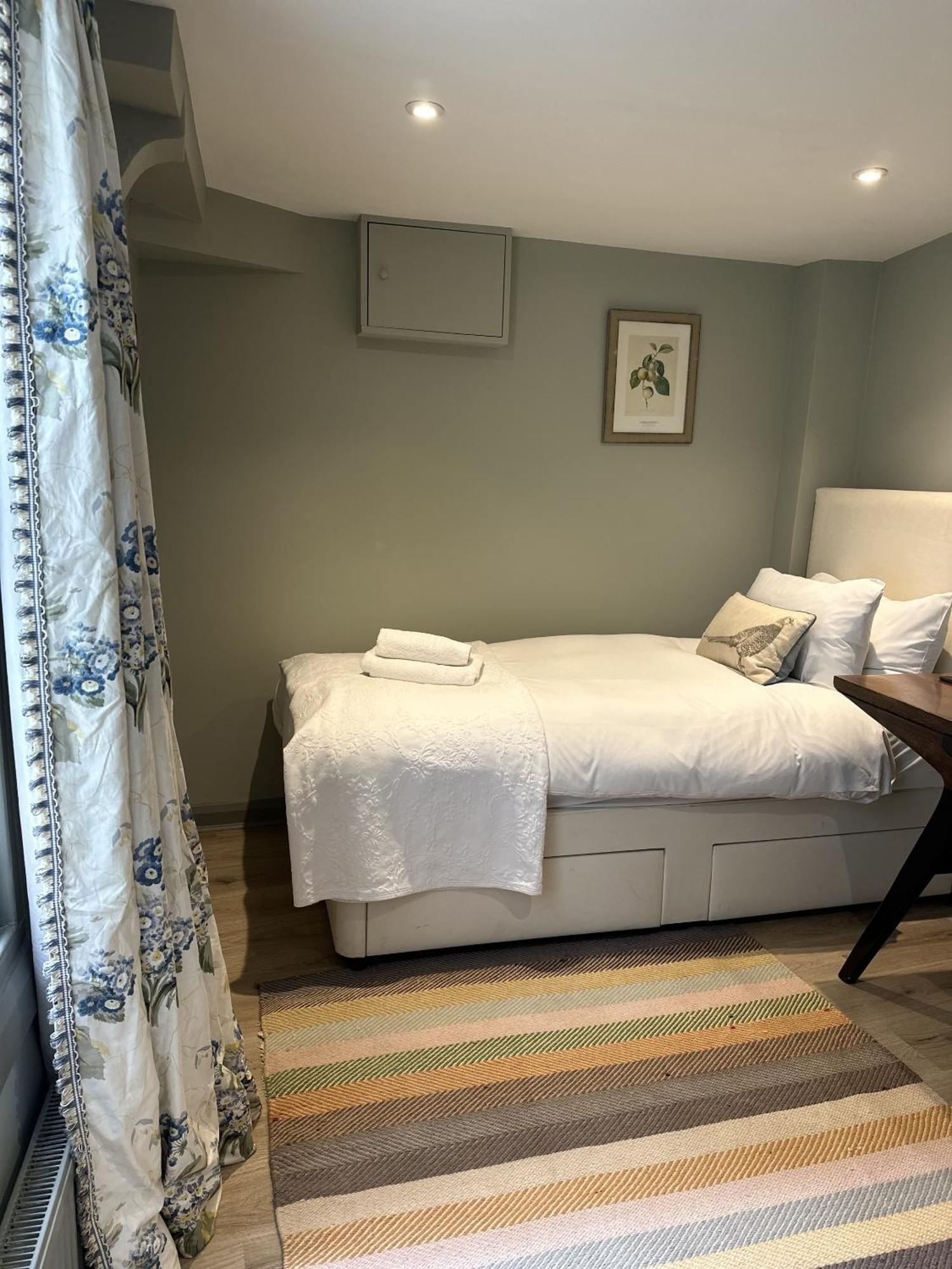Unique Clifton Apartment On Historic Crescent Bristol Ngoại thất bức ảnh